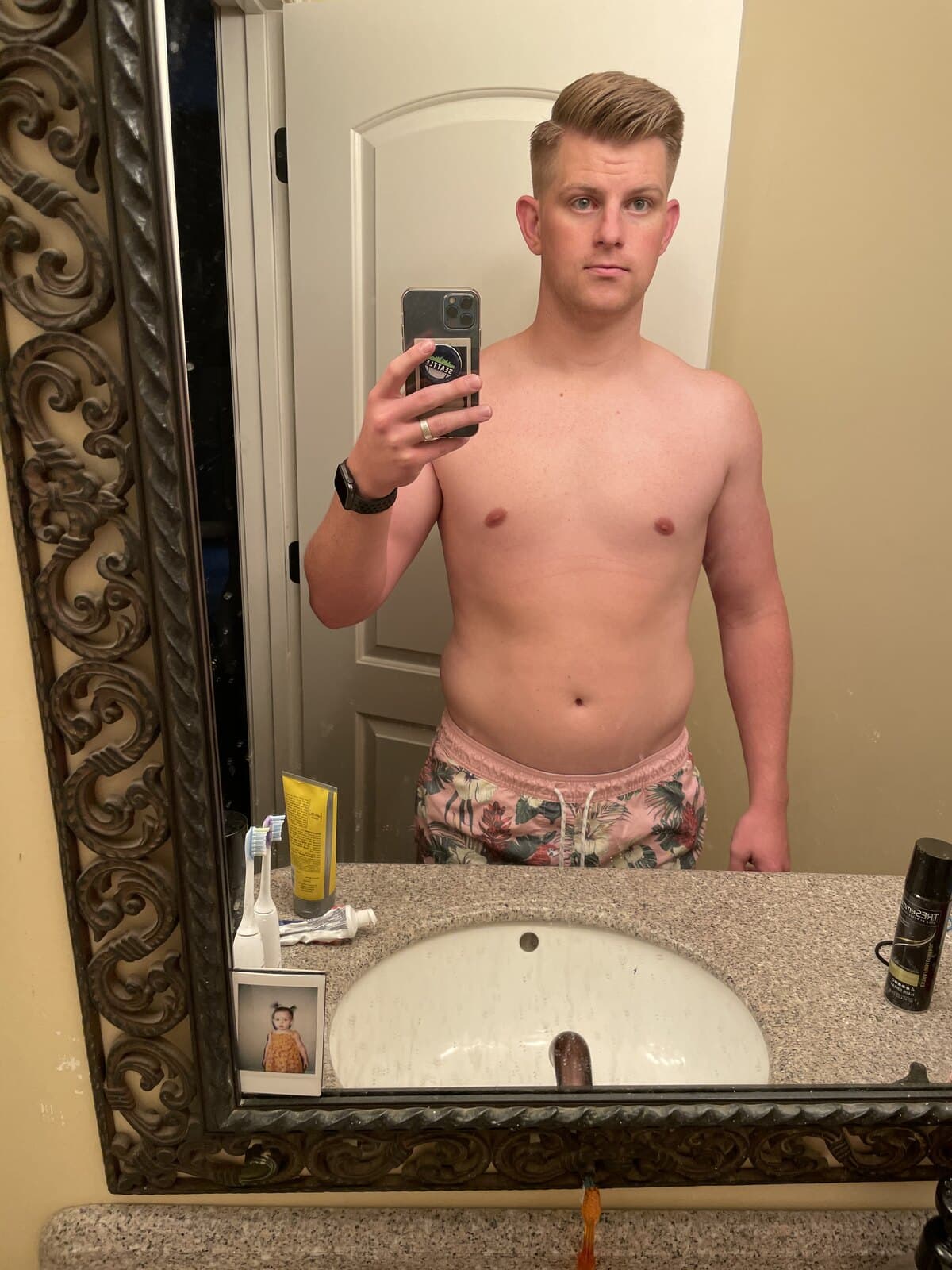 Before: Ian, heavier, in a mirror selfie